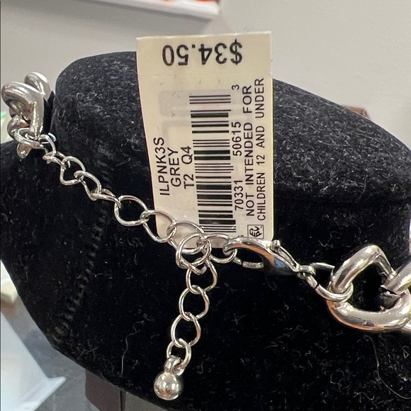 Chic Silver Beaded Necklace - Picture 2 of 3